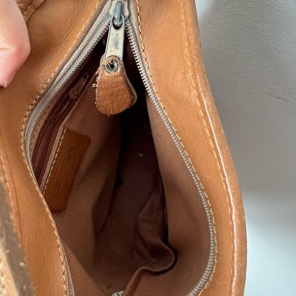 Fossil Vintage Brown Tan Bucket Crossbody Bag Classic Minimalist Chic Purse - Picture 8 of 10